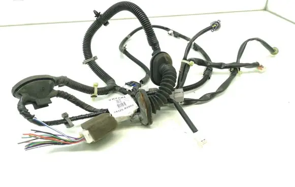 Nissan Primera Front door wiring loom 24125AV002