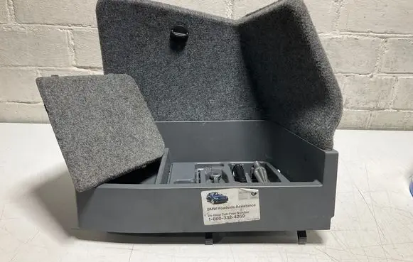 BMW 3 E92 E93 Glove box in trunk 7122415 EE884U 00437604