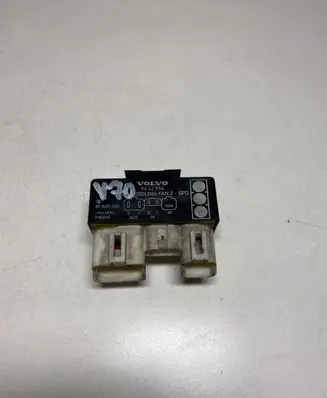 Volvo S70 V70 V70 XC Coolant fan relay 9442934 899251000