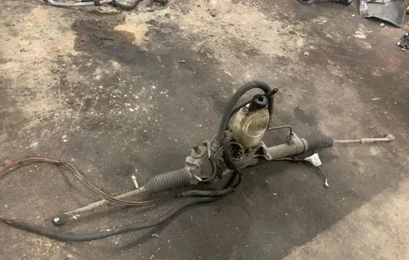 Opel Vectra C Steering rack 637C065807