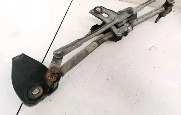 Opel Astra H Front wiper linkage and motor 13111211 3397020632