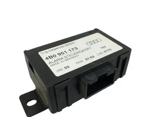 Audi A3 S3 8L Alarm control unit/module 4B0951173