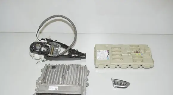 Engine ECU kit and lock set