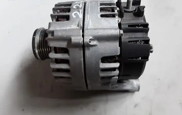 BMW 2 F22 F23 Generator/alternator 8519890