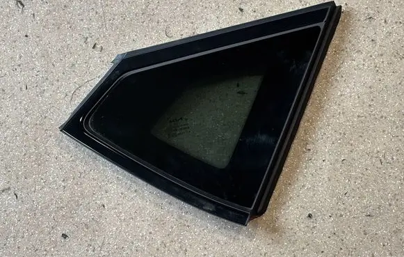 KIA EV6 Rear side window 87820CV100