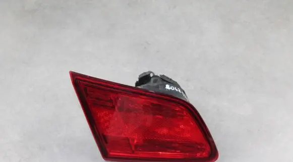 Subaru Legacy Tailgate rear/tail lights 2PA946099