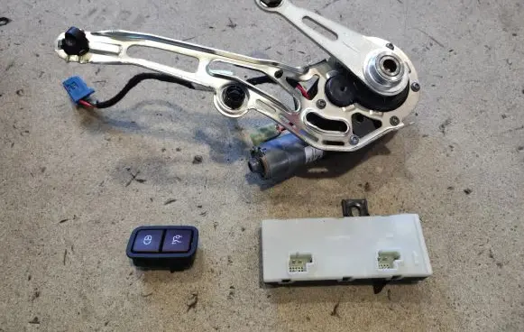 Mercedes-Benz S W222 Tailgate hydraulic set A2228200442 A2208211479