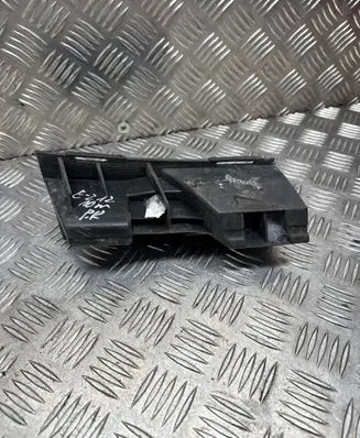 Mercedes-Benz E W212 Front bumper mounting bracket A2128852365
