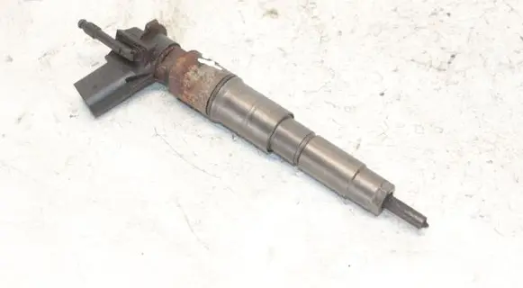 BMW X5 E70 Fuel injector 7792721 779272107