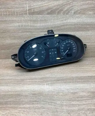 Renault Scenic I Speedometer (instrument cluster) P7700427900A 216506901