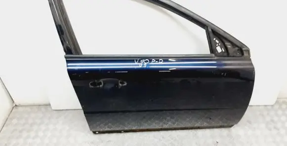 Volvo V70 Front door