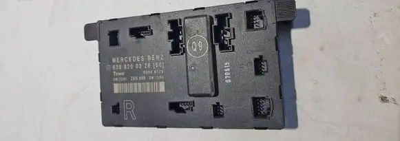 Mercedes-Benz Vito Viano W639 Door control unit/module 6398200326