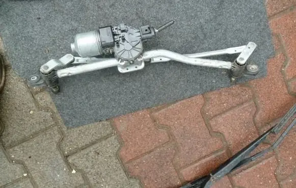 Mazda 3 I Front wiper linkage XXXXXXX