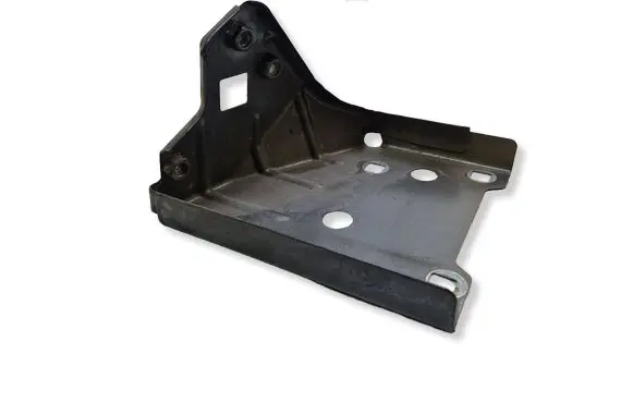 Jeep Cherokee Fender mounting bracket 412357B5