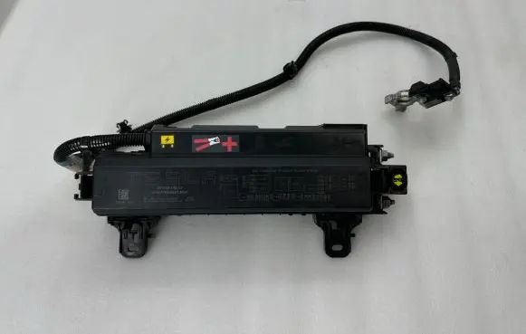 Tesla Model S Fuse box set 103440600C