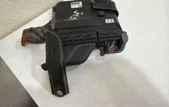 Toyota RAV 4 (XA30) Engine control unit/module 8966142C10