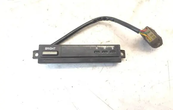 Subaru Legacy Clock 8AD419
