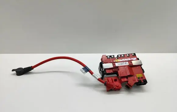 BMW 5 F10 F11 Positive cable (battery) 9217036 921703602 10304410