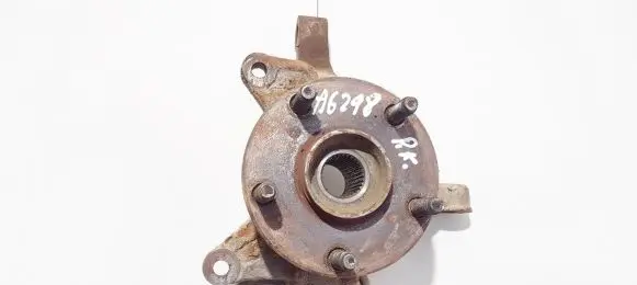 Toyota Avensis Verso Front wheel hub