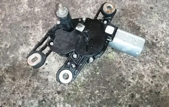 Volkswagen Up Rear window wiper motor 1S6955711A