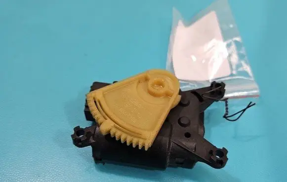 A/C air flow flap actuator/motor