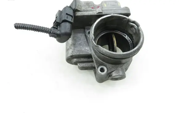 Volkswagen Polo IV 9N3 Throttle body valve 045128063D