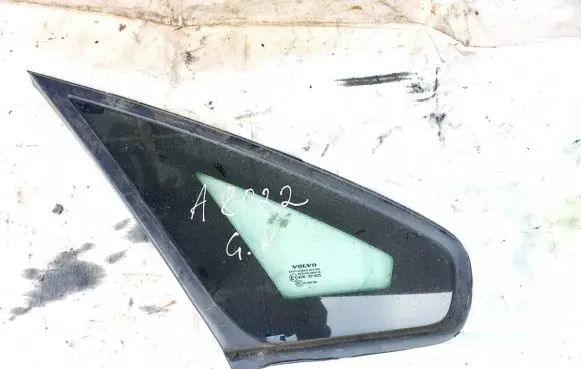 Volvo S40 Rear side window