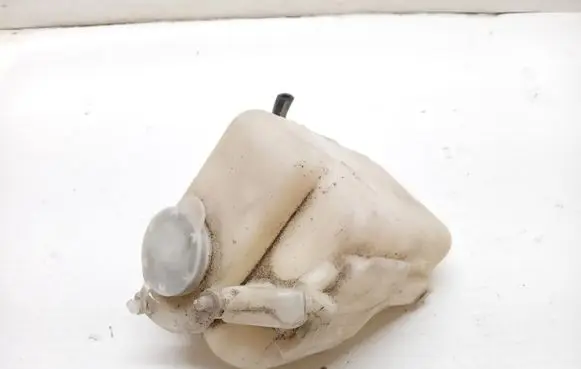 Mazda Premacy Coolant expansion tank/reservoir 823021-120
