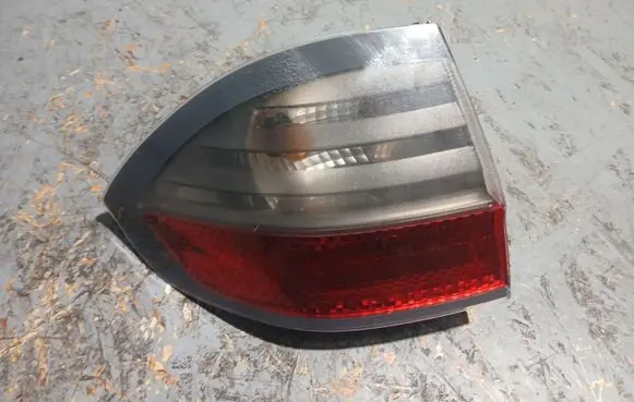 Ford S-MAX Rear/tail lights P215W