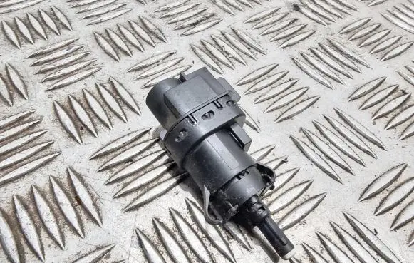 Clutch pedal sensor