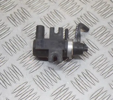 Volkswagen Phaeton Turbo solenoid valve 72290303 1J0906627C