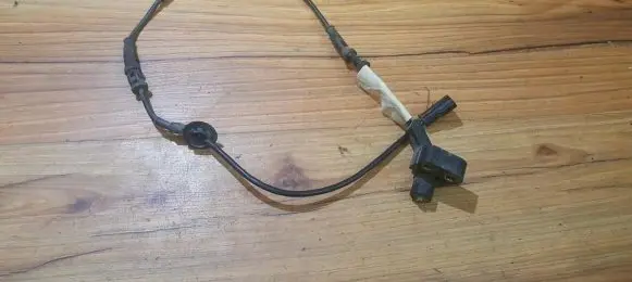 Mazda Xedos 9 ABS brake wheel speed sensor