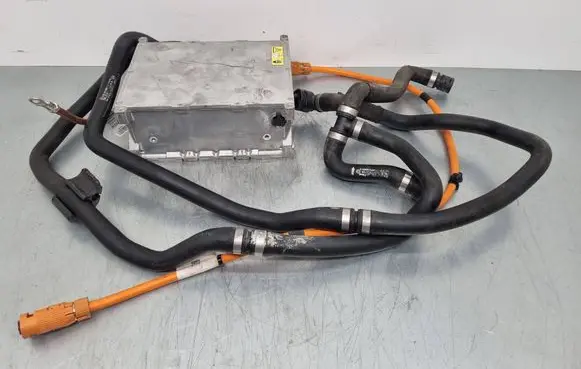 Mercedes-Benz C W205 Car battery A0009005909
