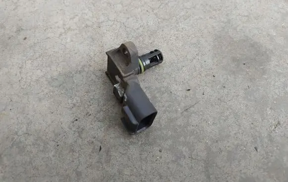 Volvo V50 Air pressure sensor 2S6A-9F479-BB