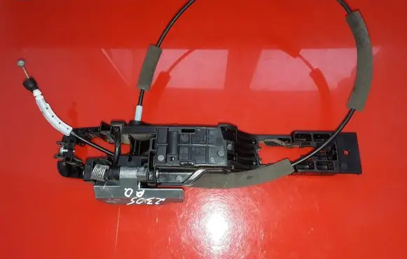 Nissan Leaf I (ZE0) Front door exterior handle/bracket NOCODE