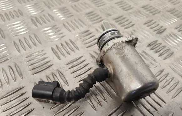 Volvo XC70 Rear gearbox reducer/haldex oil pump 1J0973702