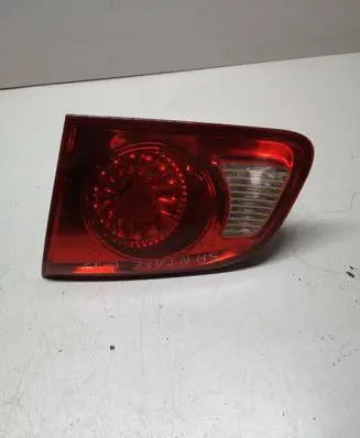 Tailgate rear/tail lights