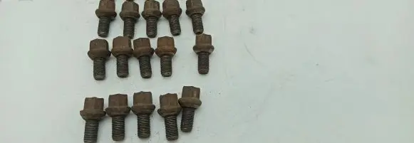Nuts/bolts