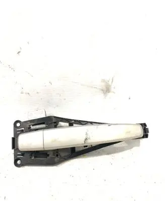 Opel Zafira B Front door exterior handle