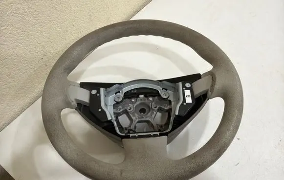 Nissan Leaf I (ZE0) Steering wheel 210128