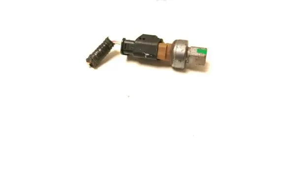 Opel Corsa F Air conditioning (A/C) pressure sensor 9673006380