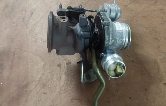 Volvo V40 Turbo 31380130