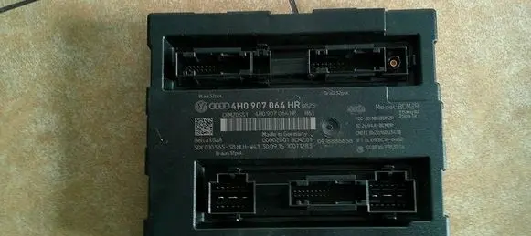 Audi A7 S7 4G Comfort/convenience module 4H0907064HR 00002001 5DK0105653