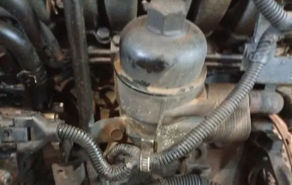 KIA Cerato Oil filter cover