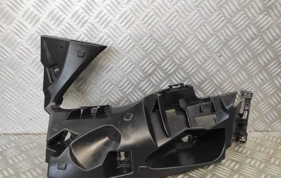 Front bumper mounting bracket