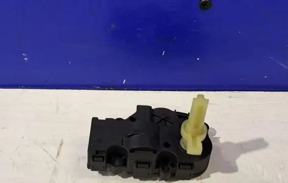 Volvo XC90 A/C air flow flap actuator/motor 412650920