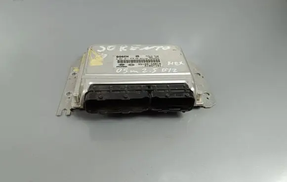 KIA Sorento Engine control unit/module 0281011579