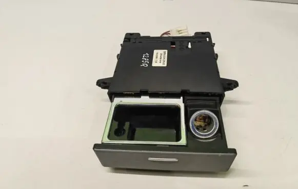 Ashtray (front)