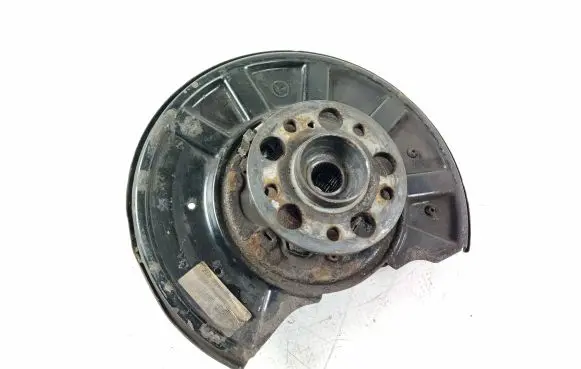 Mercedes-Benz E AMG W212 Rear wheel bearing hub 2123208001