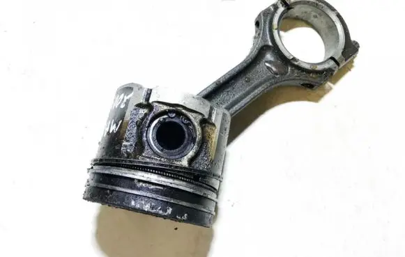 Mazda 6 Piston with connecting rod